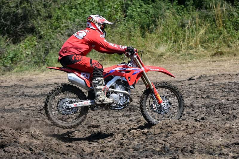 Motociclista Fuori Strada